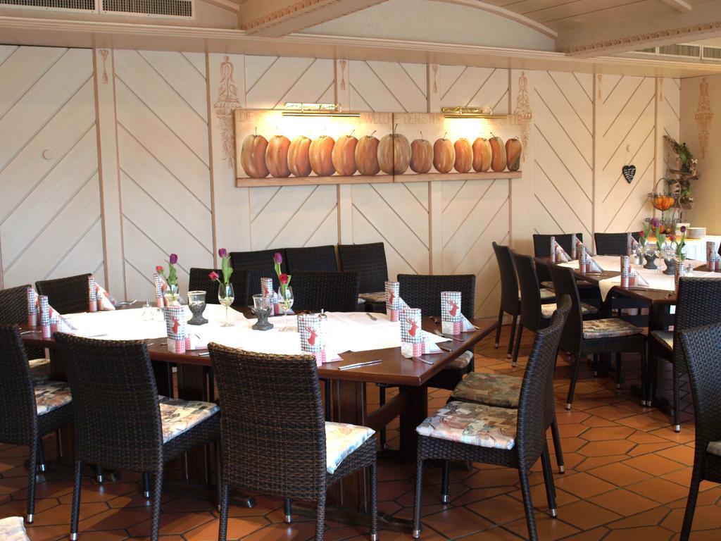 Hotel Und Restaurant Post Prienbach Stubenberg Exterior foto