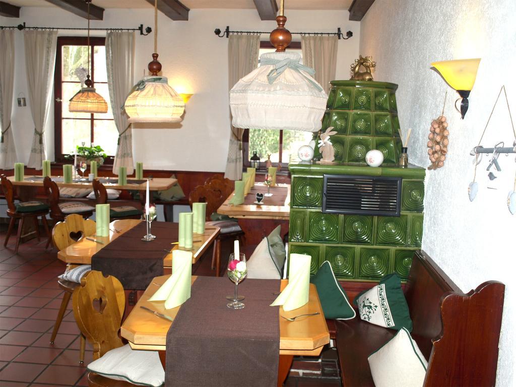 Hotel Und Restaurant Post Prienbach Stubenberg Exterior foto